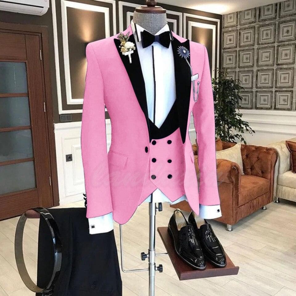 Formal Business Men Dress Suit 3 Pieces Male Jacket Custom Fashion Groom Wedding Suit Tuxedo Black Velvet Lapel Blazer Vest Pants