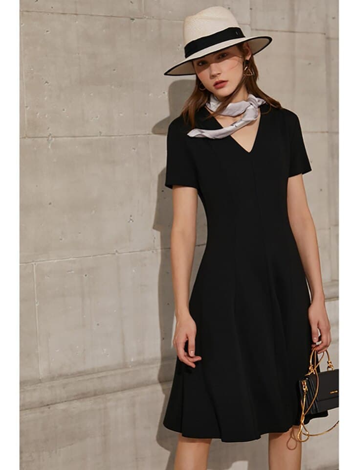 New Minimalism Summer Dress Women Fashion Solid V Neck A line Slim Summer Midi Dress Elegant Female Vestidoes 12160003