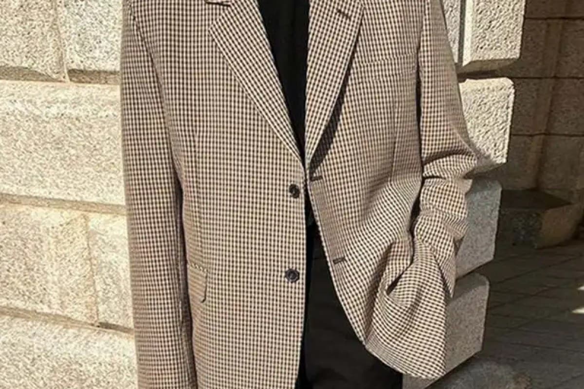 Building Versatile Wardrobe MEN Women’s