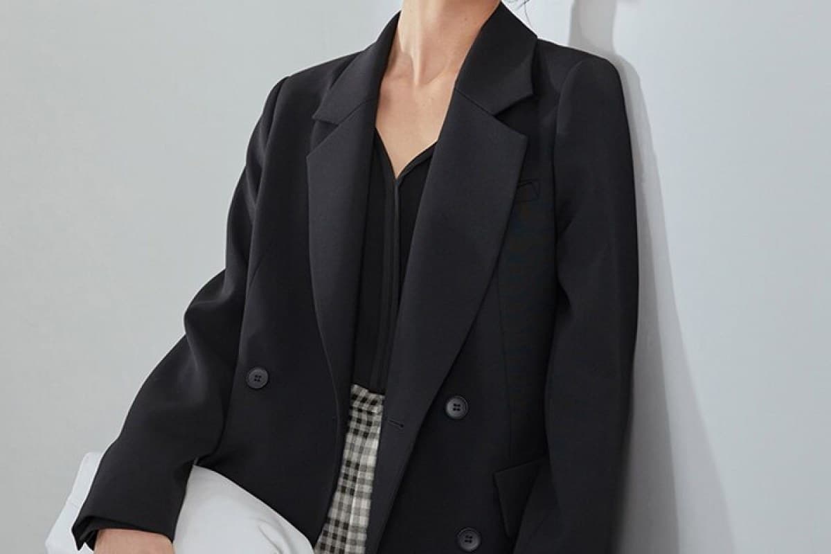 Transitional Outfits Spring Fall Women’s