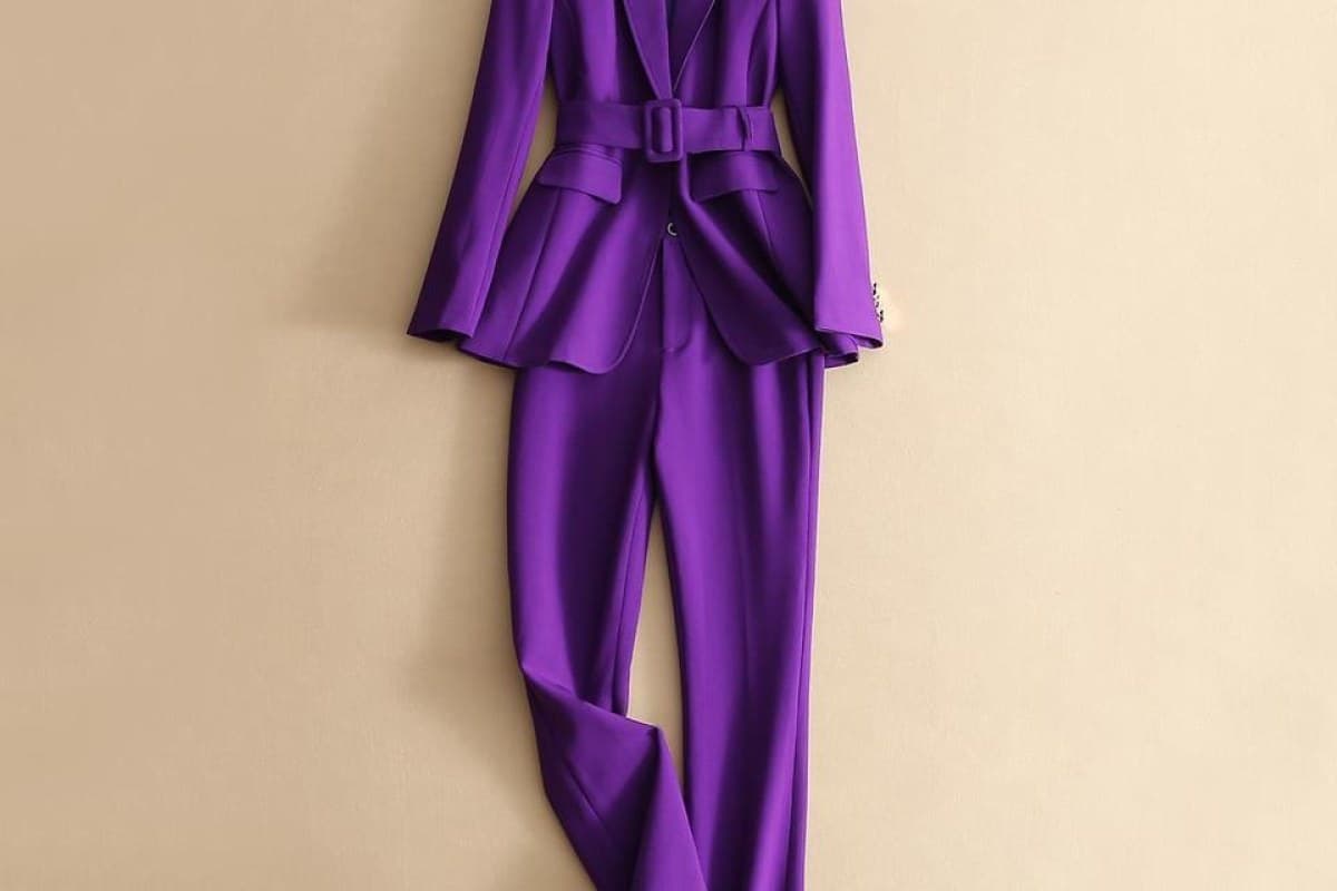 Travel Capsule Wardrobe Women’s Packing