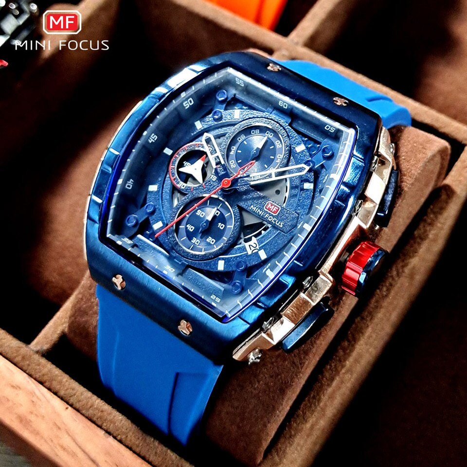 New Sport Chronograph Quartz Watch for Men Fashion Blue Silicone Strap Tonneau Dial Wristwatch with Date 3atm Waterproof